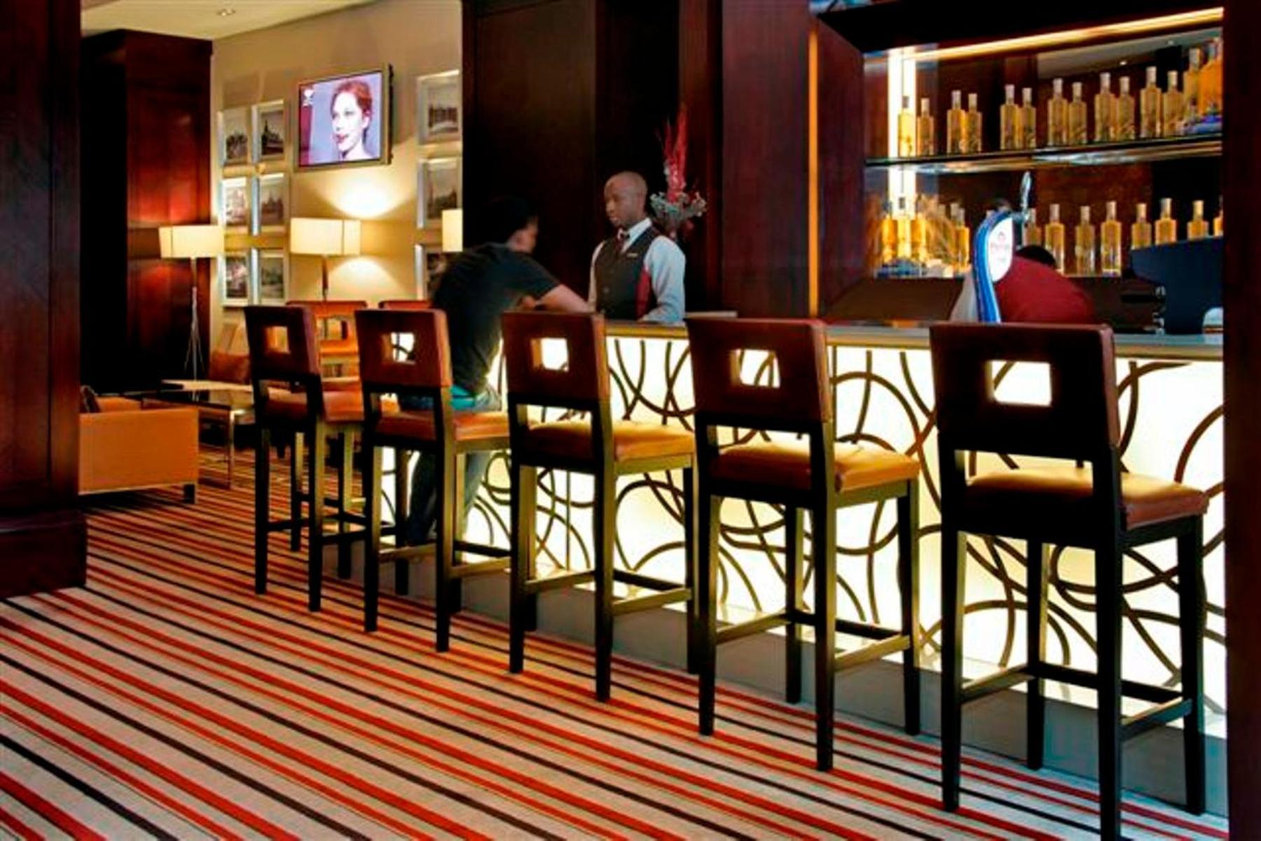 Southern Sun Pretoria Ngoại thất bức ảnh