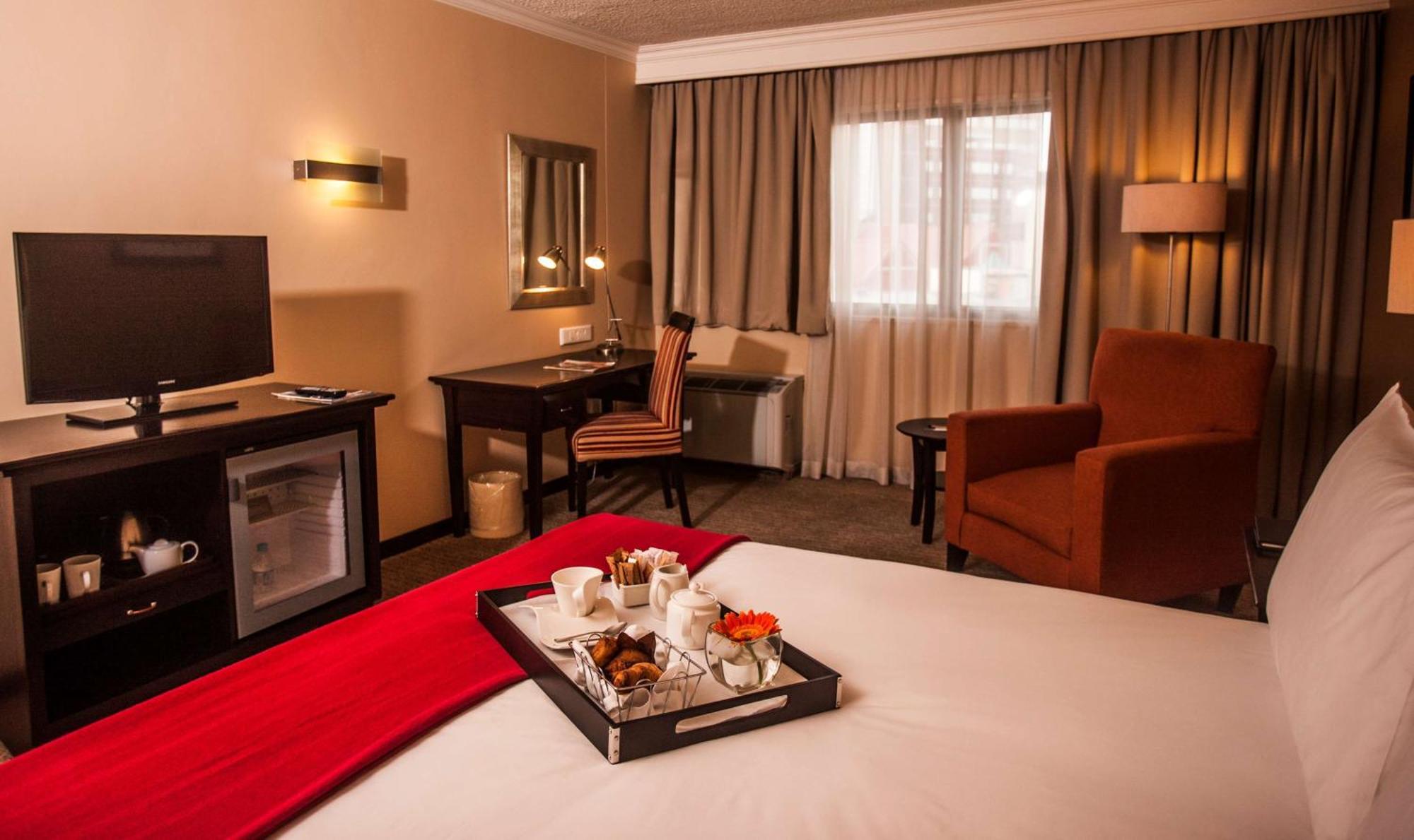 Southern Sun Pretoria Ngoại thất bức ảnh