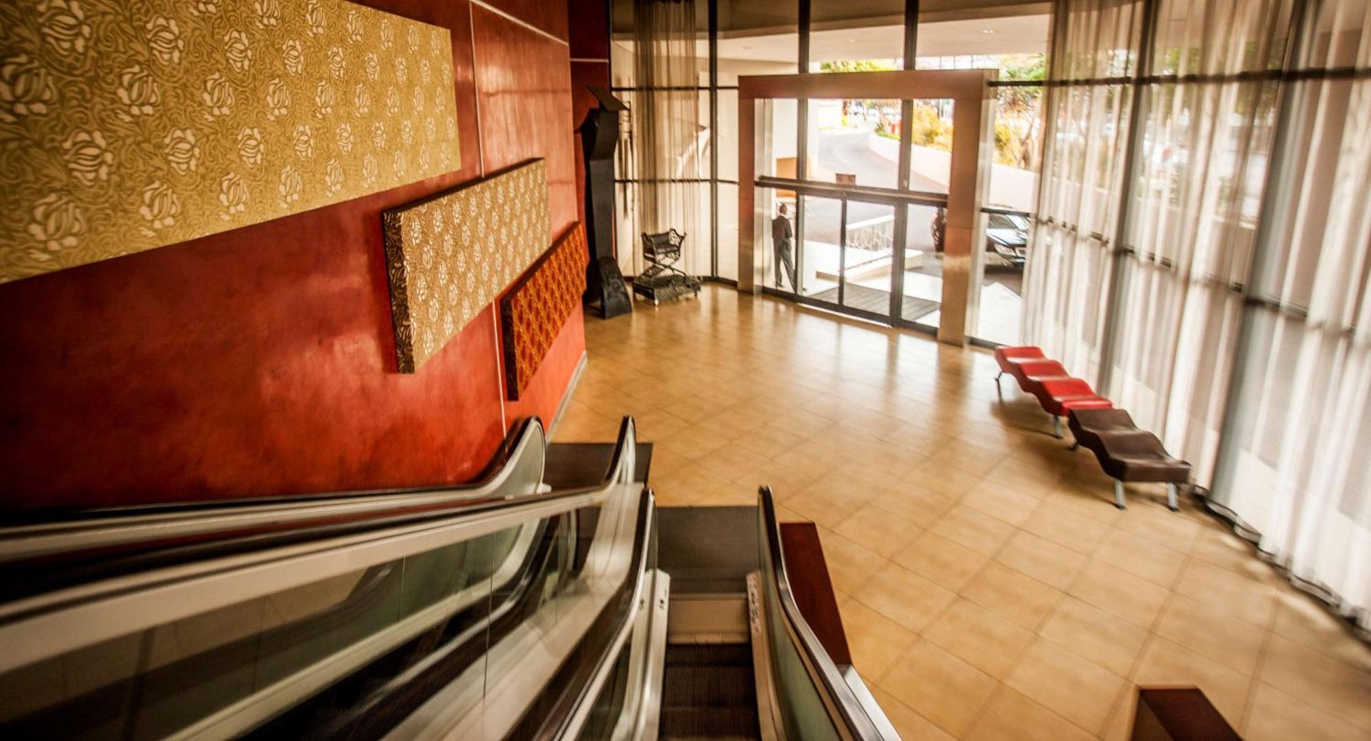 Southern Sun Pretoria Ngoại thất bức ảnh